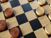 Trò chơi Checkers Nga trực tuyến